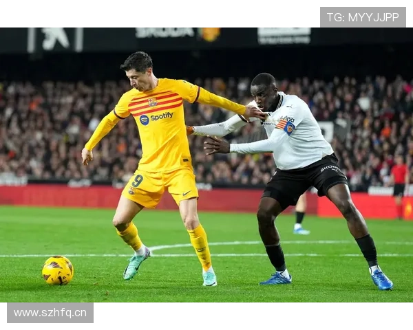 瓦伦西亚管理层决策争议加剧，球队运营方向面临质疑